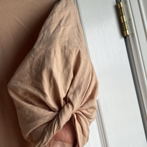 Seven for all mankind Size L Tan Big Puff Sleeve V Neck T-Shirt Top - Picture 11 of 11